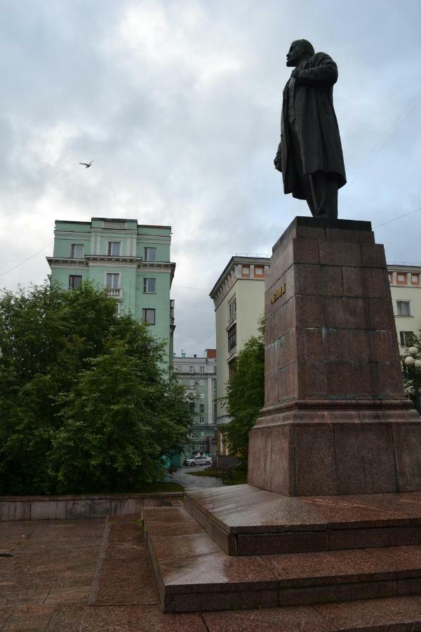 Lenin Avenue, 65 Apartamento Murmansk Exterior foto